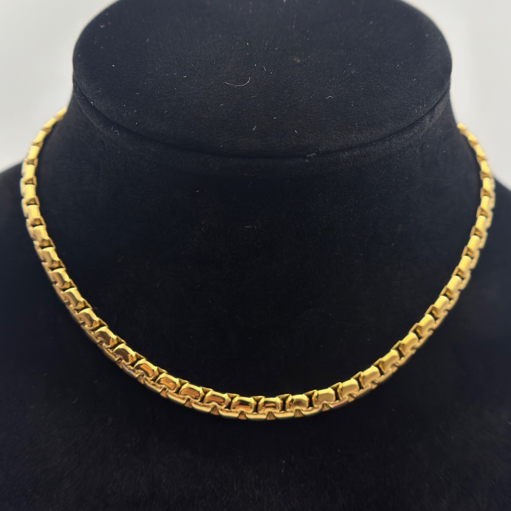 Y2K Gold Tone Curb Link Bold 16"‎ Stacking Necklace Polished Classic Jewelry